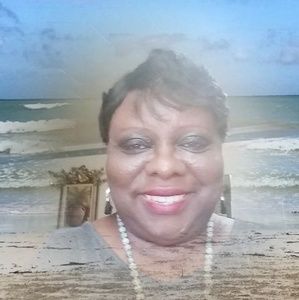 Meet your Posher, Alma